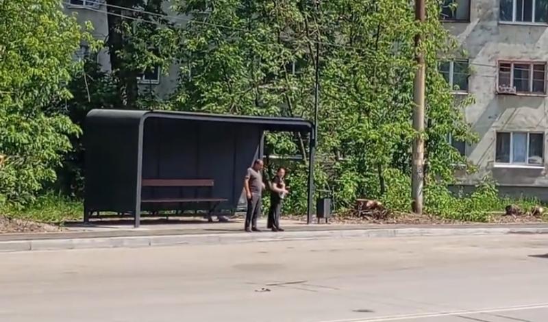 В Рязани судебные приставы добились обустройства остановок возле роддома №2